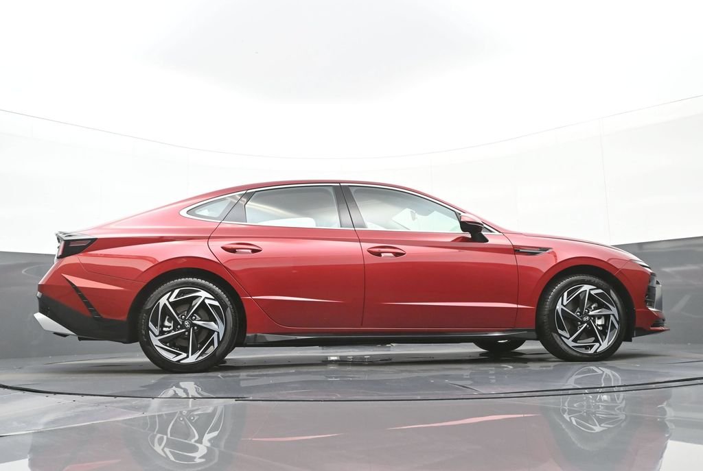 Certified Used 2026 Red Hyundai SEL Sport image 35