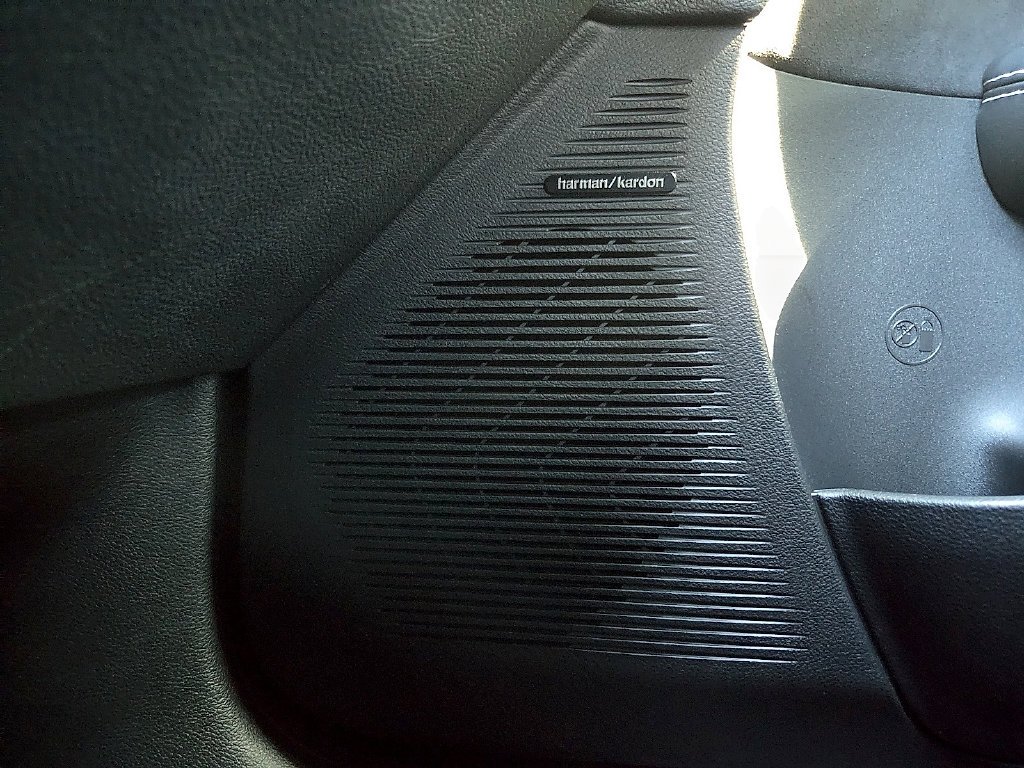 Used 2019 Blue Dodge SRT Hellcat image 22