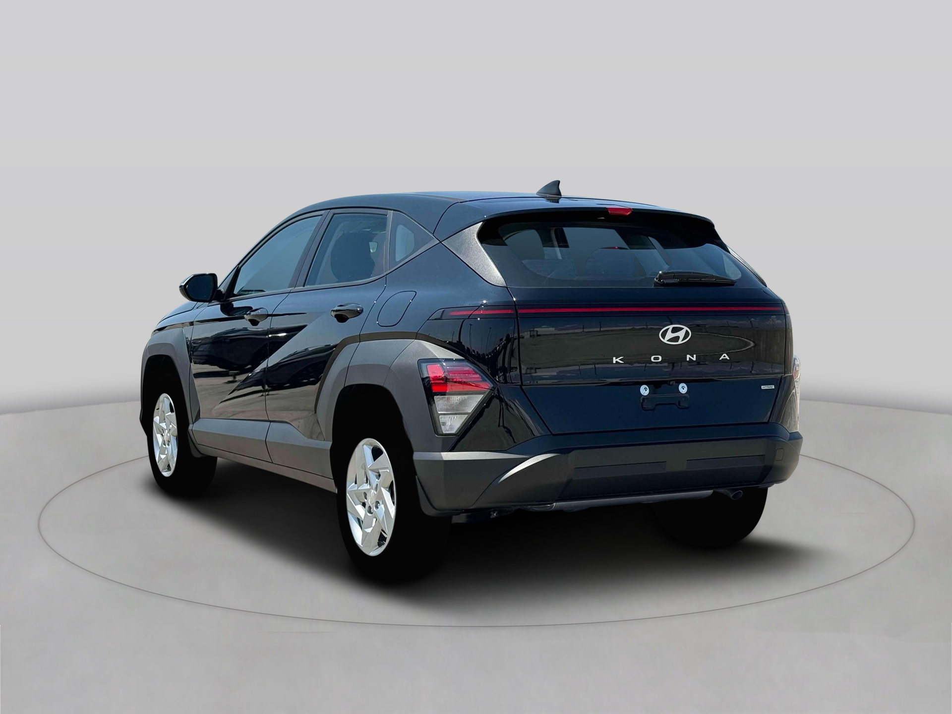 New 2026 Black Hyundai SE AWD image 5