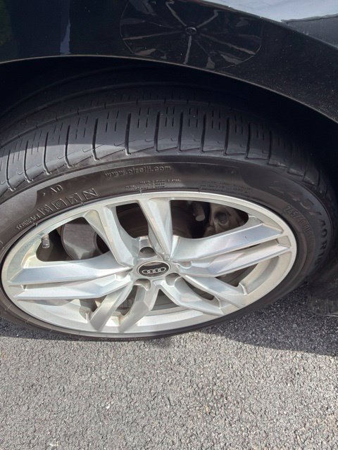 Used 2021 Black Audi  image 6