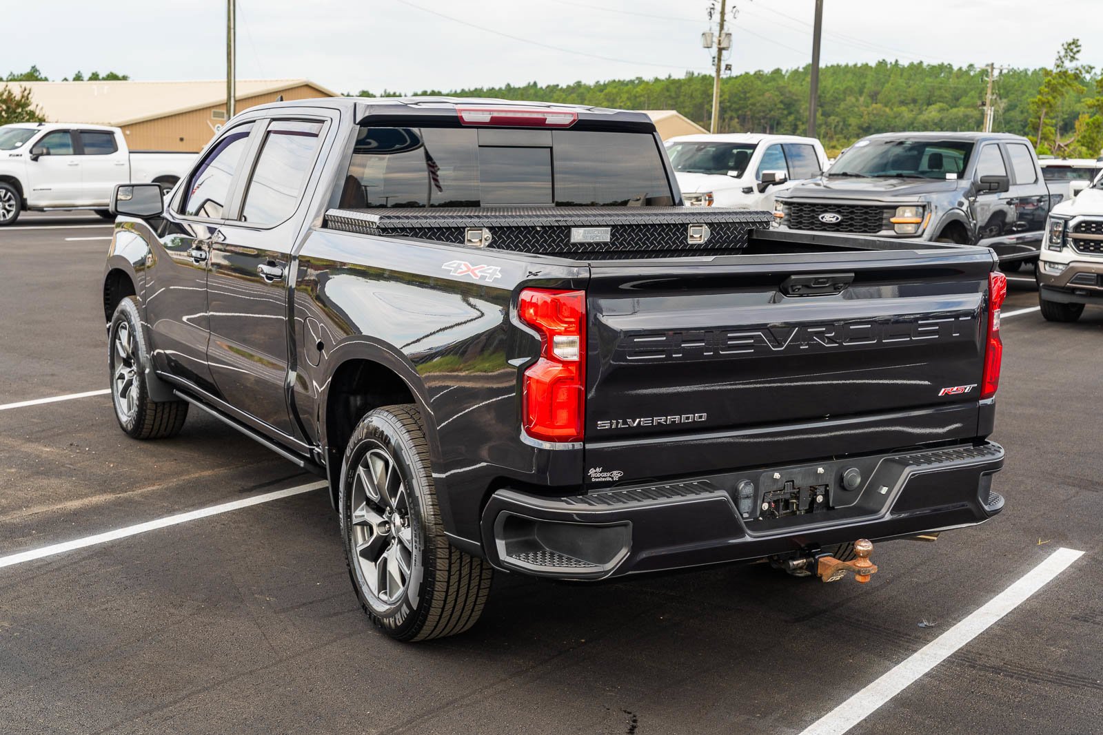 Used 2022 Gray Chevrolet RST image 5