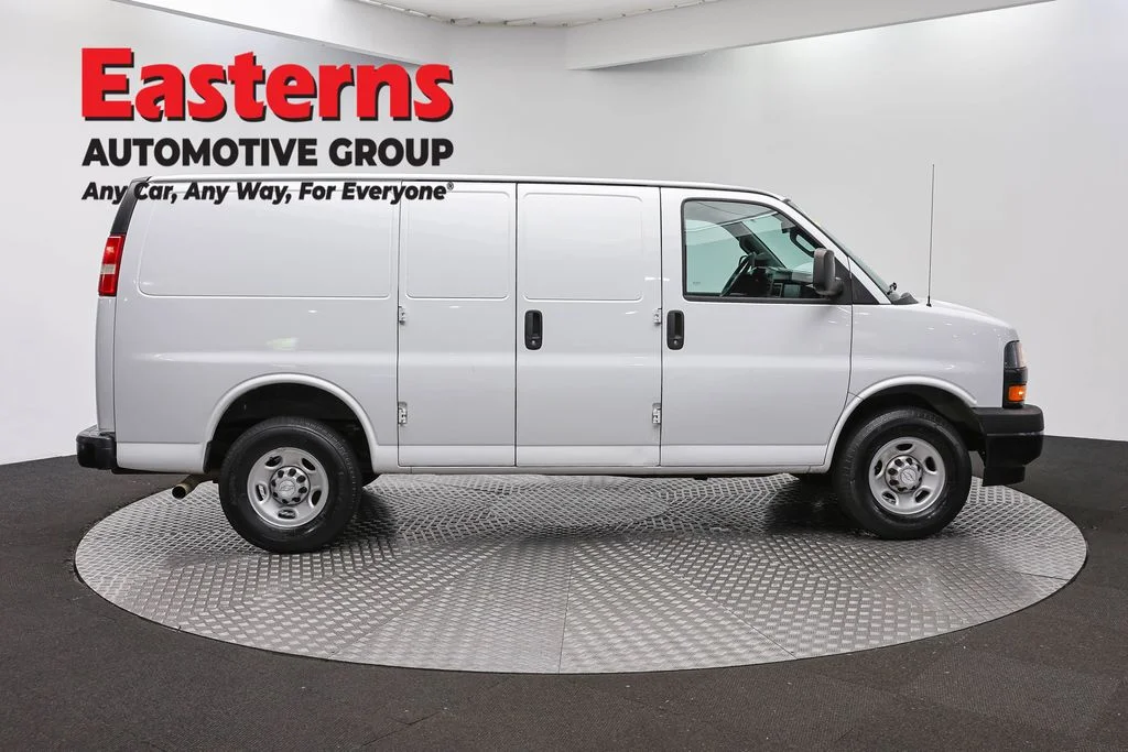 Used 2019 White Chevrolet Work Van image 4