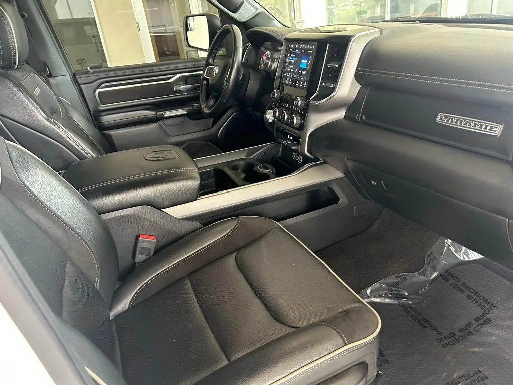 Used 2024 White Ram Laramie image 28