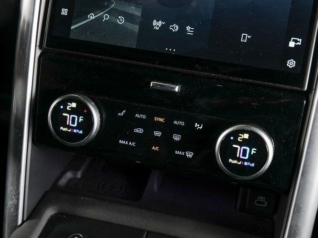 Certified Used 2025 Santorini Black Metallic Land Rover Dynamic SE image 15