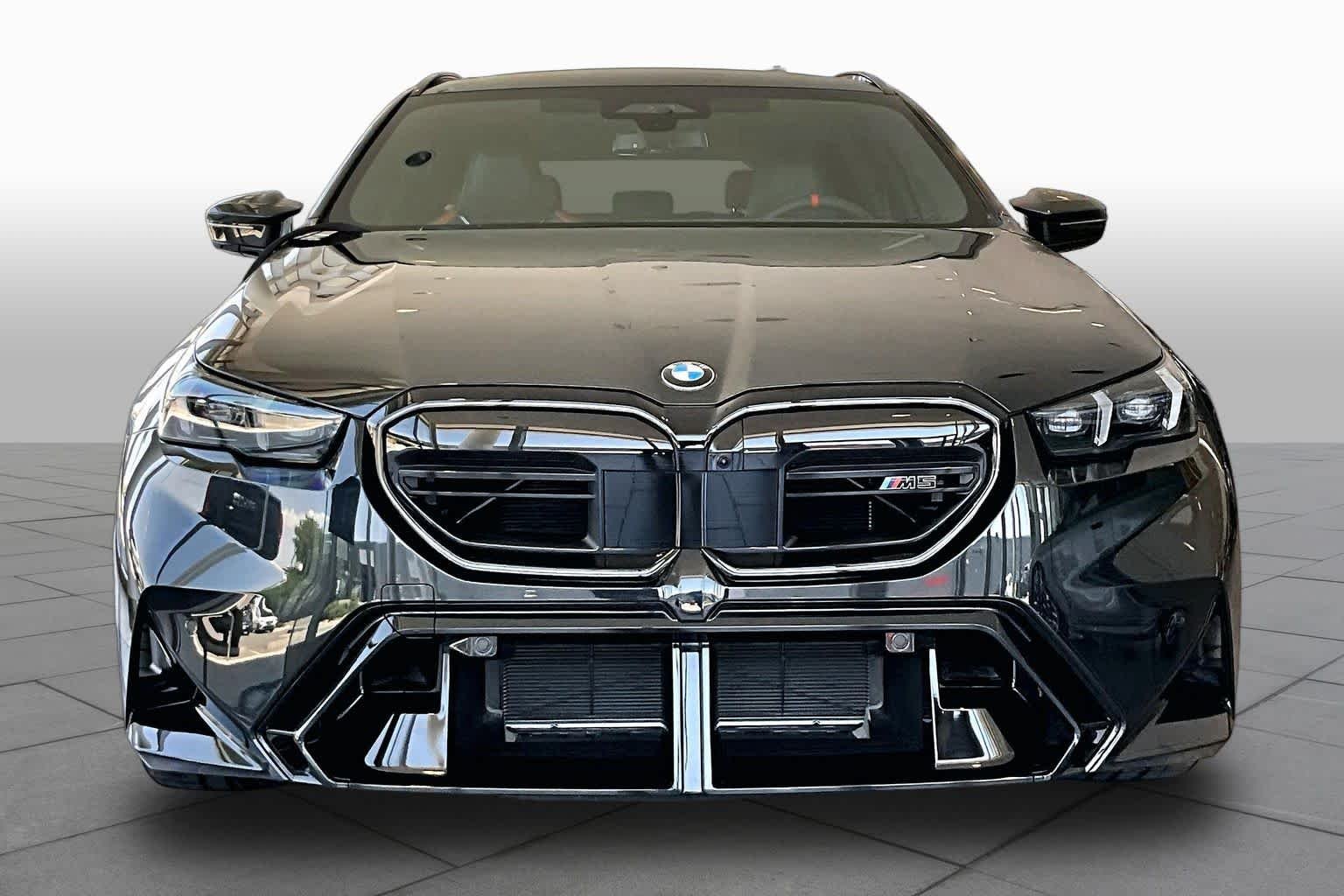 New 2027 Black Sapphire Metallic BMW  image 3