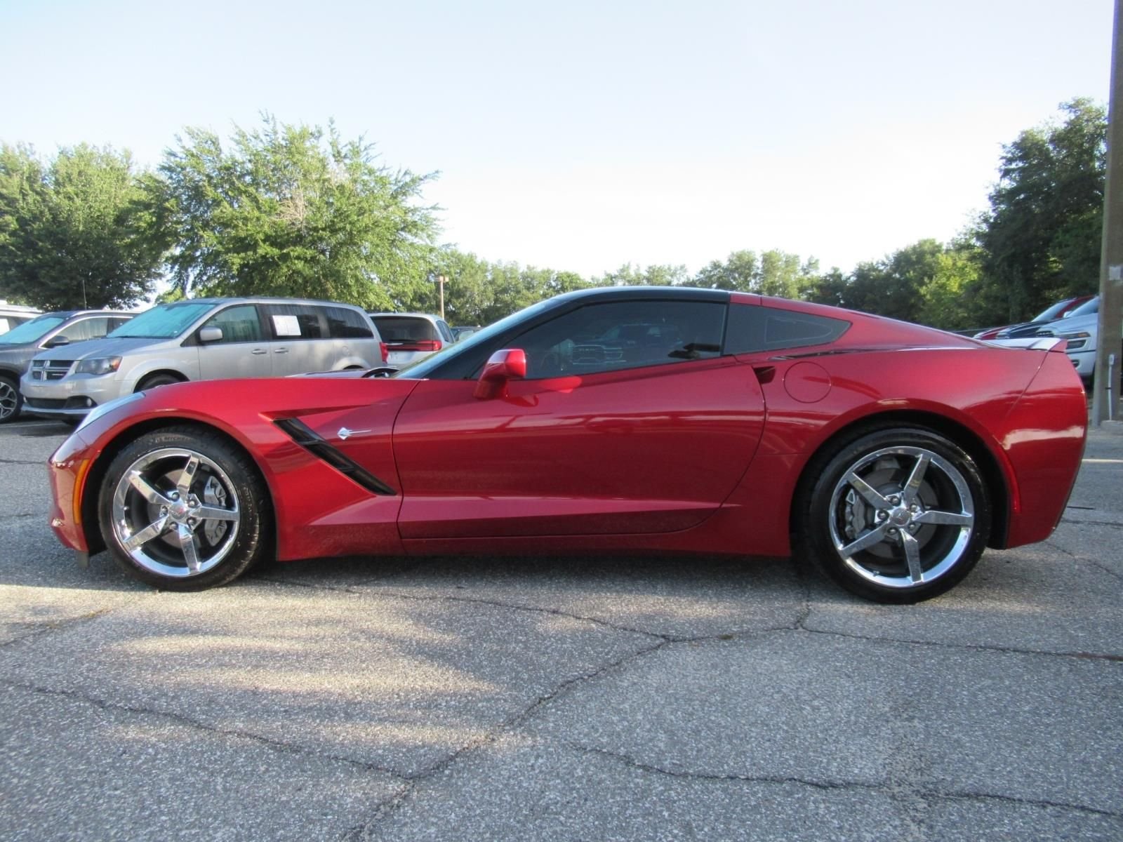 Used 2014 Red Chevrolet Base image 5