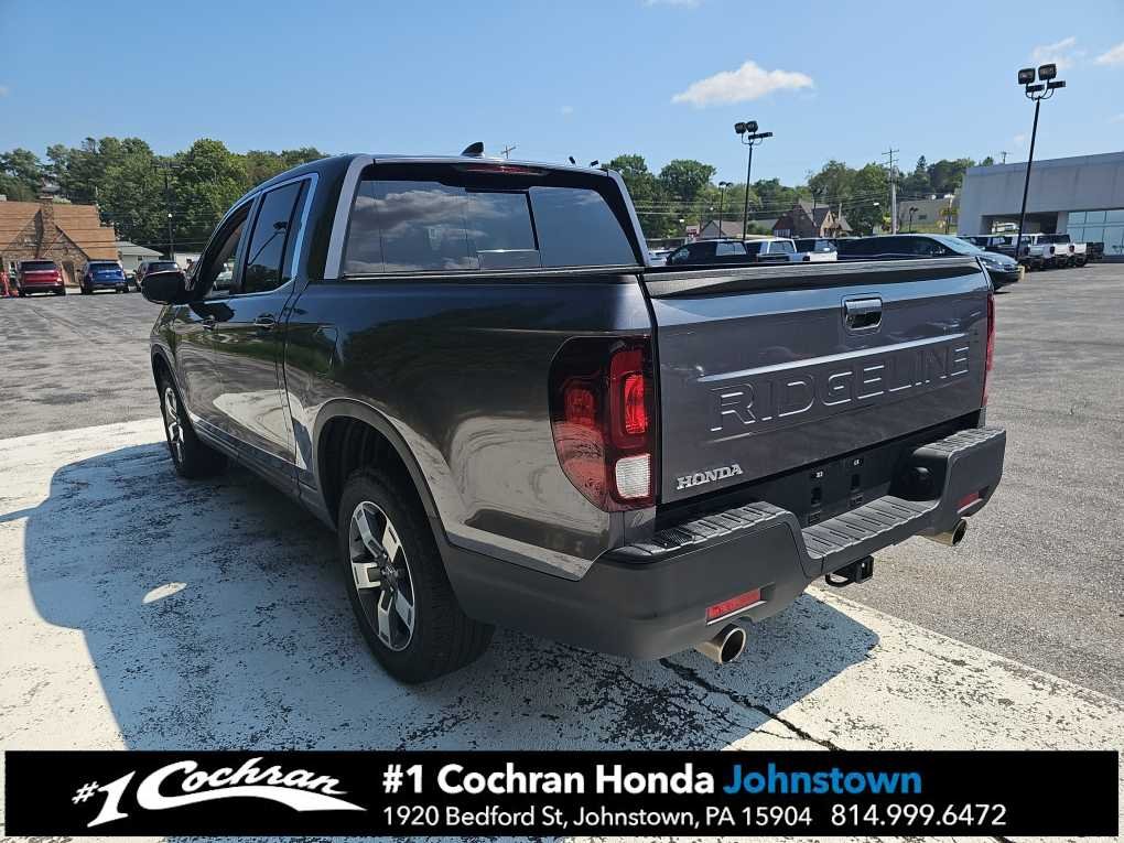 Used 2025 Modern Steel Metallic Honda RTL image 6