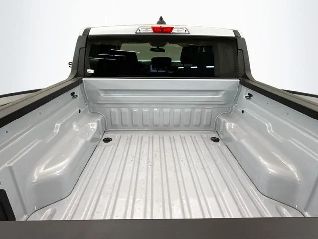 Used 2025 White Metallic Ford XLT image 23