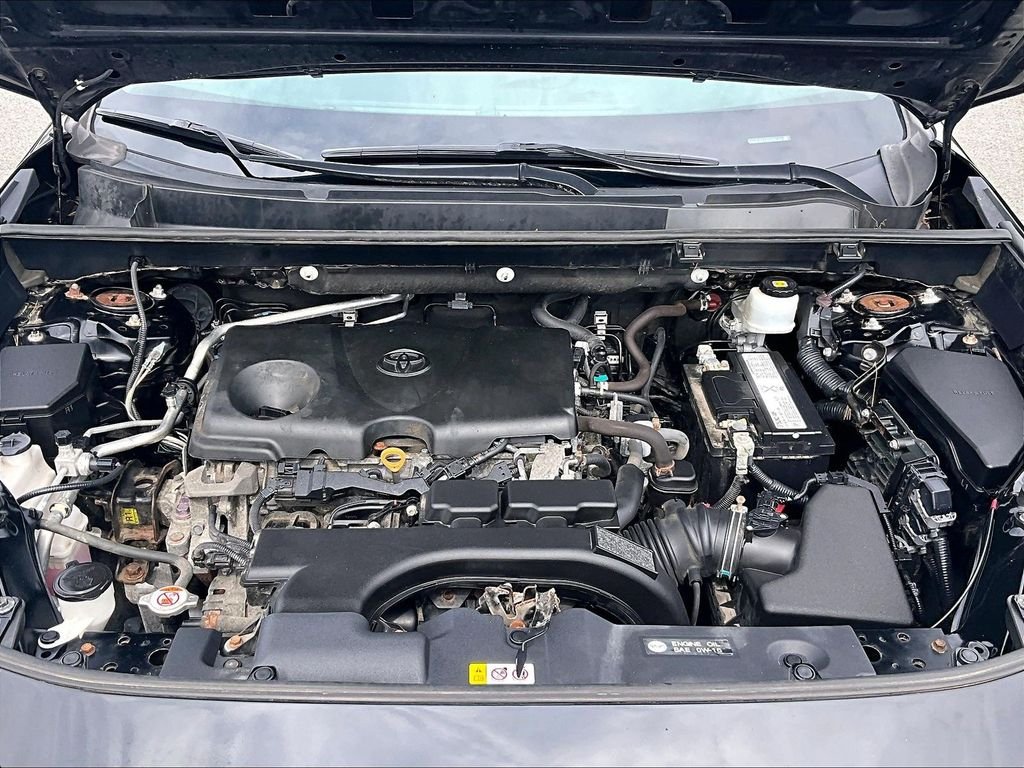Used 2019 Black Toyota XLE image 28