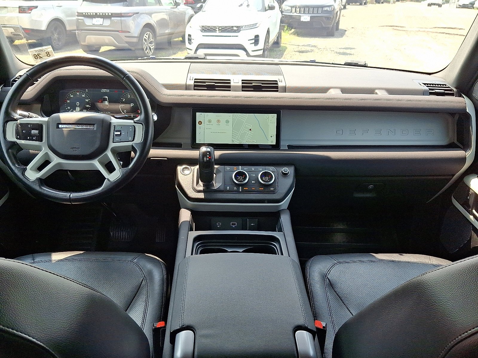 Certified Used 2022 Eiger Grey Metallic   1Df Land Rover SE image 19