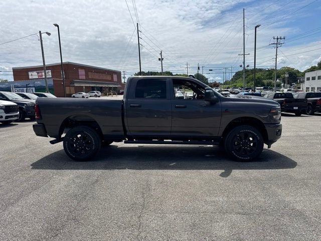 New 2026 Granite Crystal Metallic Clear-Coat Exterior Paint RAM Black Express image 8