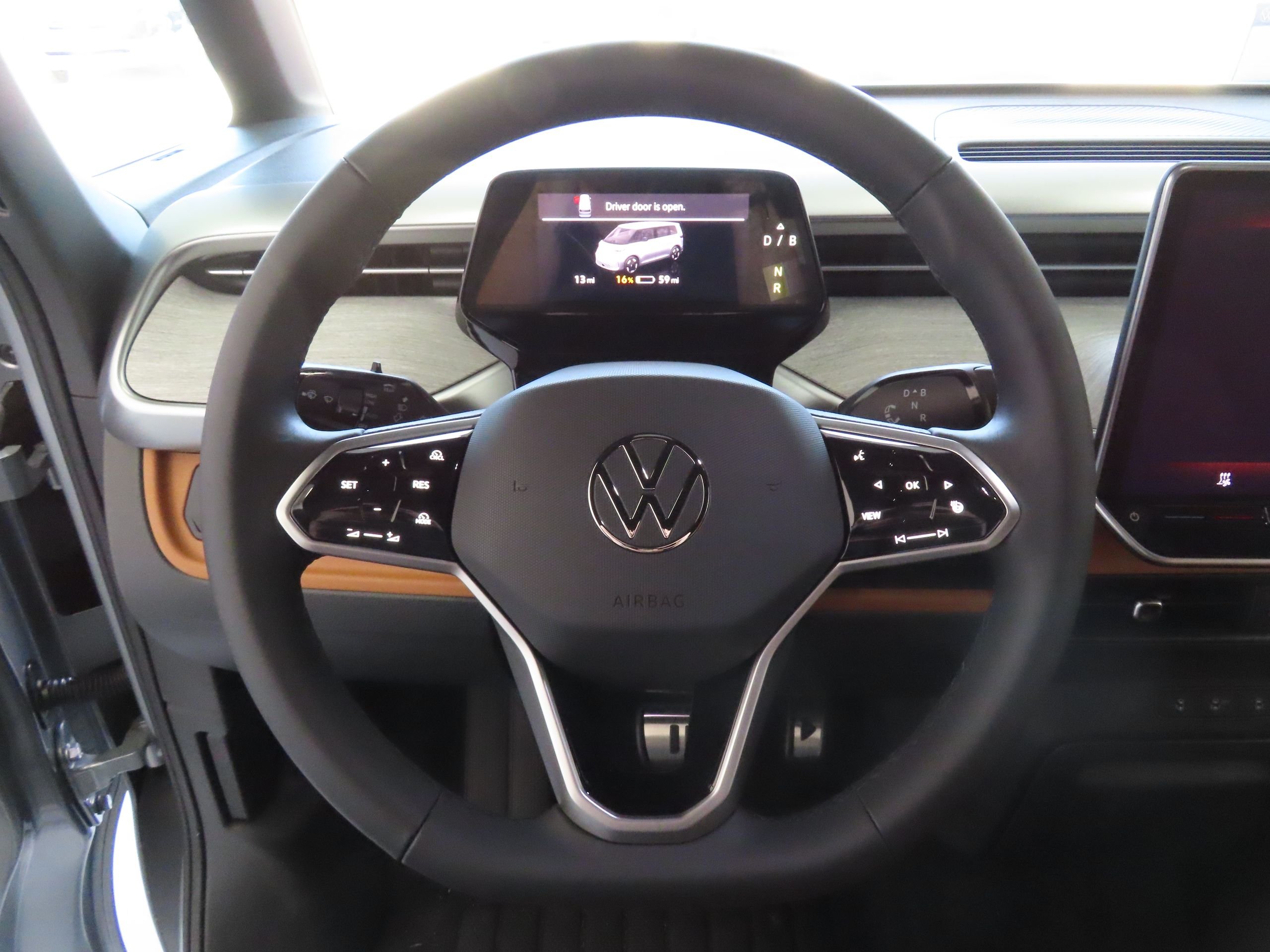2025 Volkswagen ID. Buzz PRO S - Photo 16