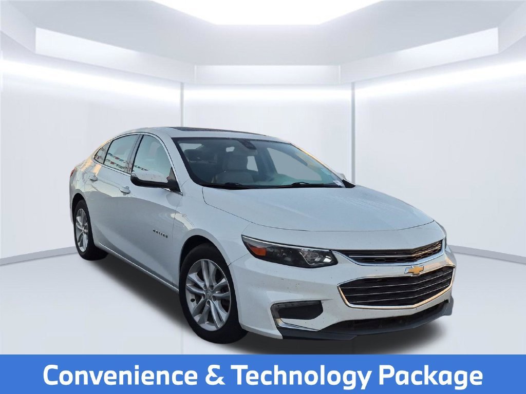 Used 2018 Summit White Chevrolet LT image 5