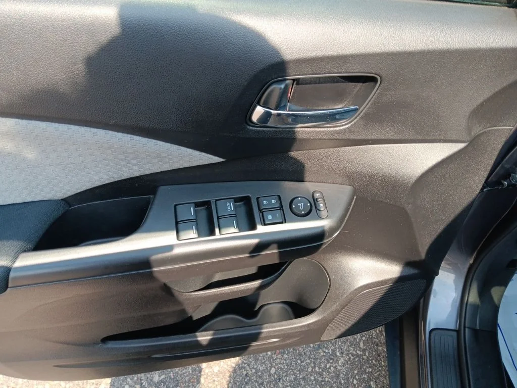 Used 2015  Honda EX image 16