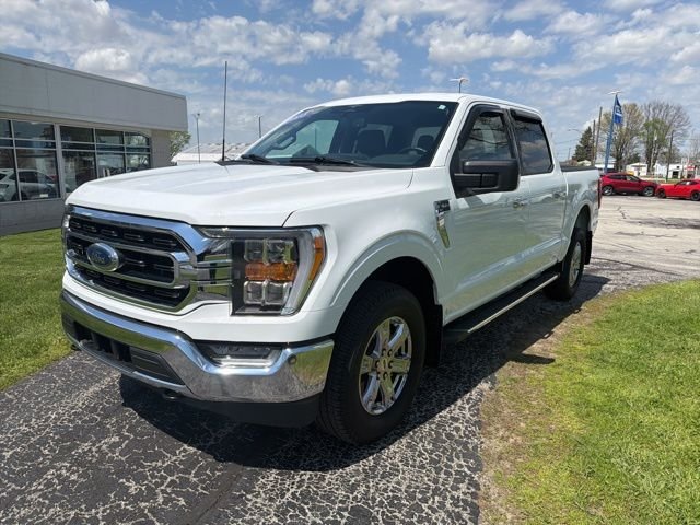 Used 2023 White Ford XLT image 4
