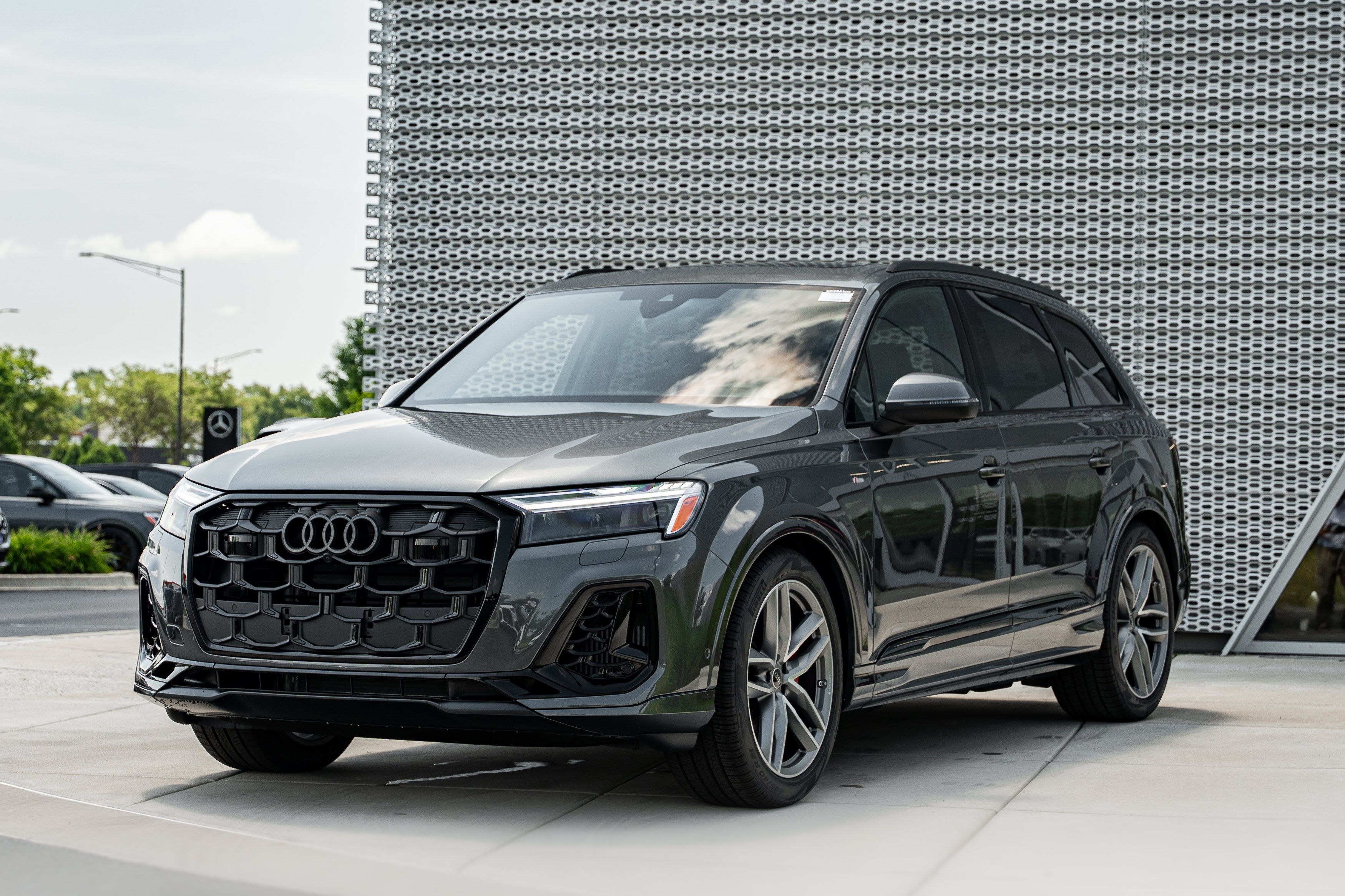 New 2026 Daytona Gray Audi S line Prestige image 7
