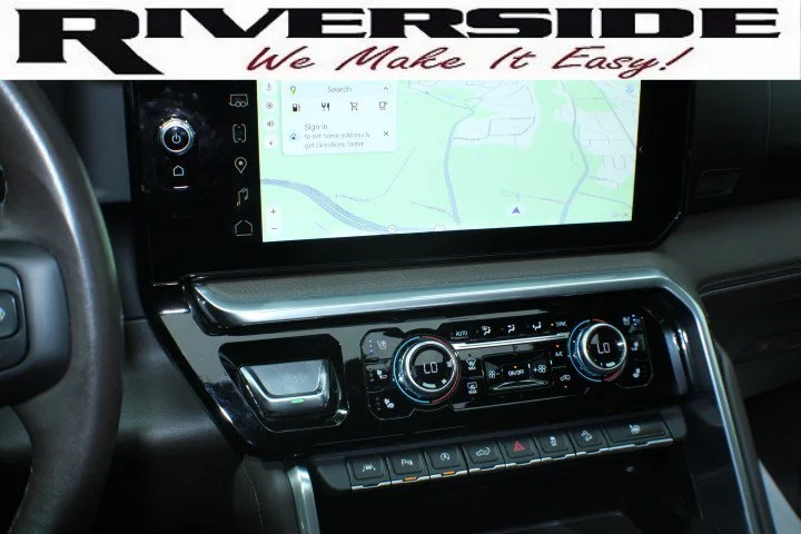 Certified Used 2023 White Frost Tricoat GMC Denali image 12