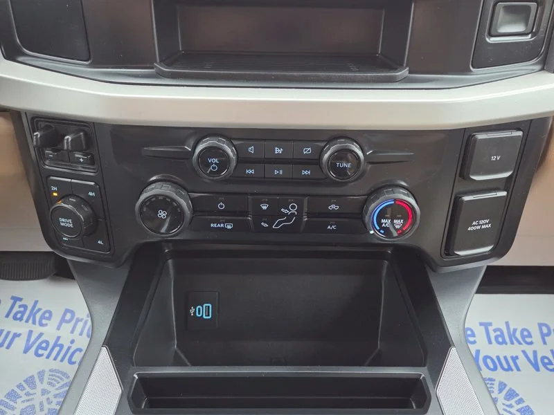 Used 2024 Brown Ford XLT image 41