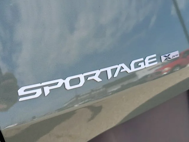 Used 2024 Green Kia X-Pro image 8