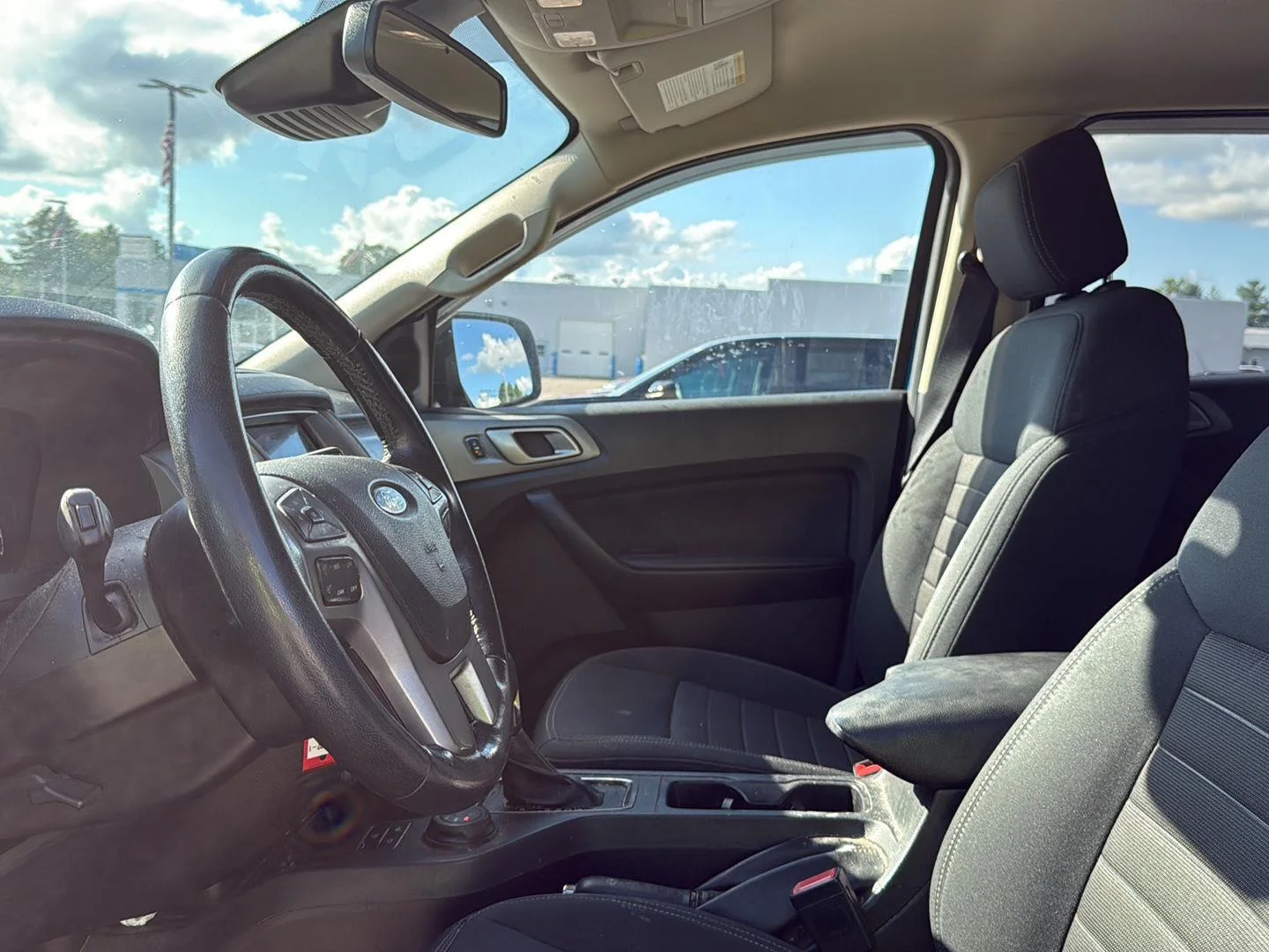 Used 2020 Lightning Blue Ford XLT image 7