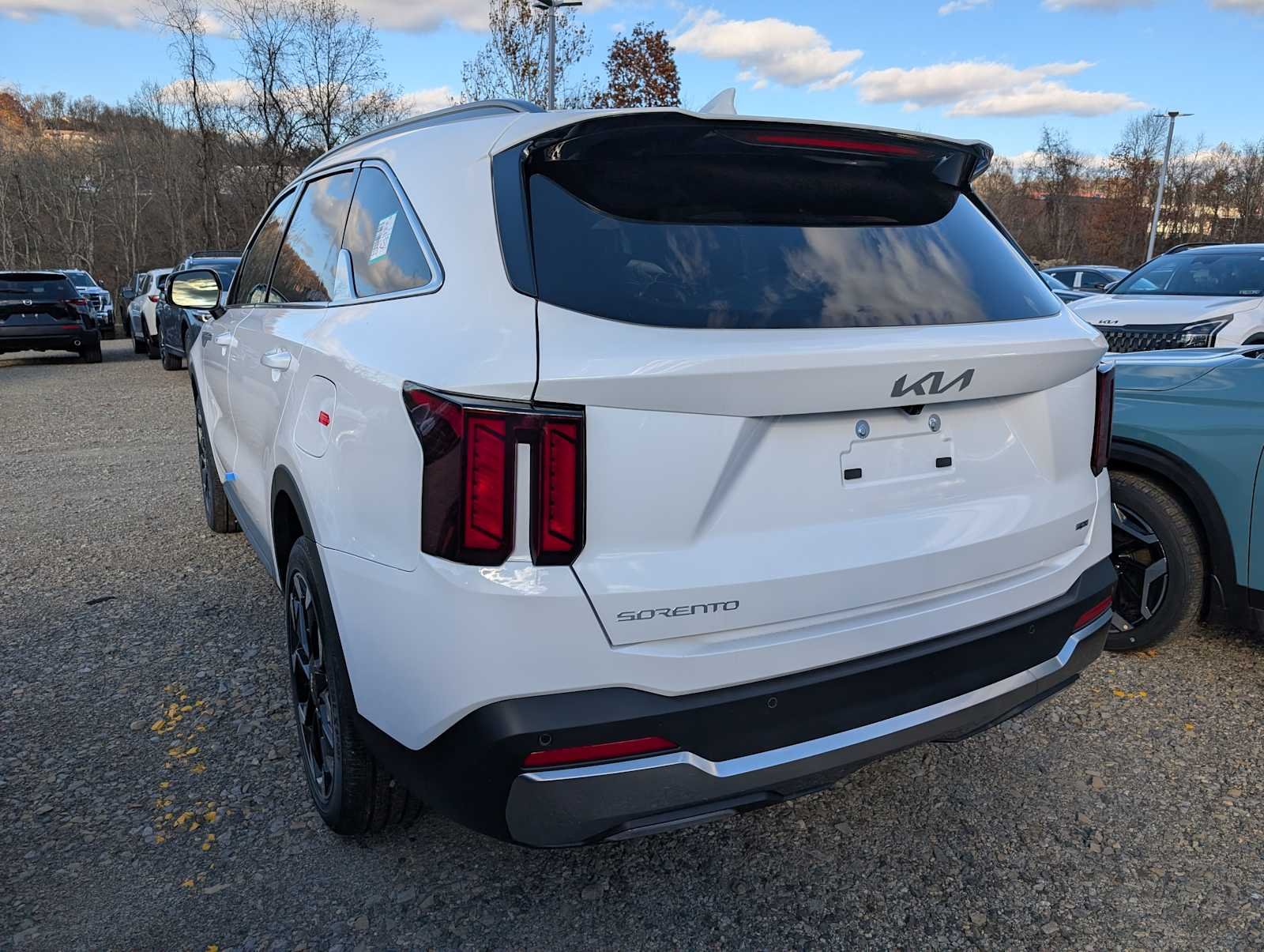 2026 Kia Sorento EX - Photo 9