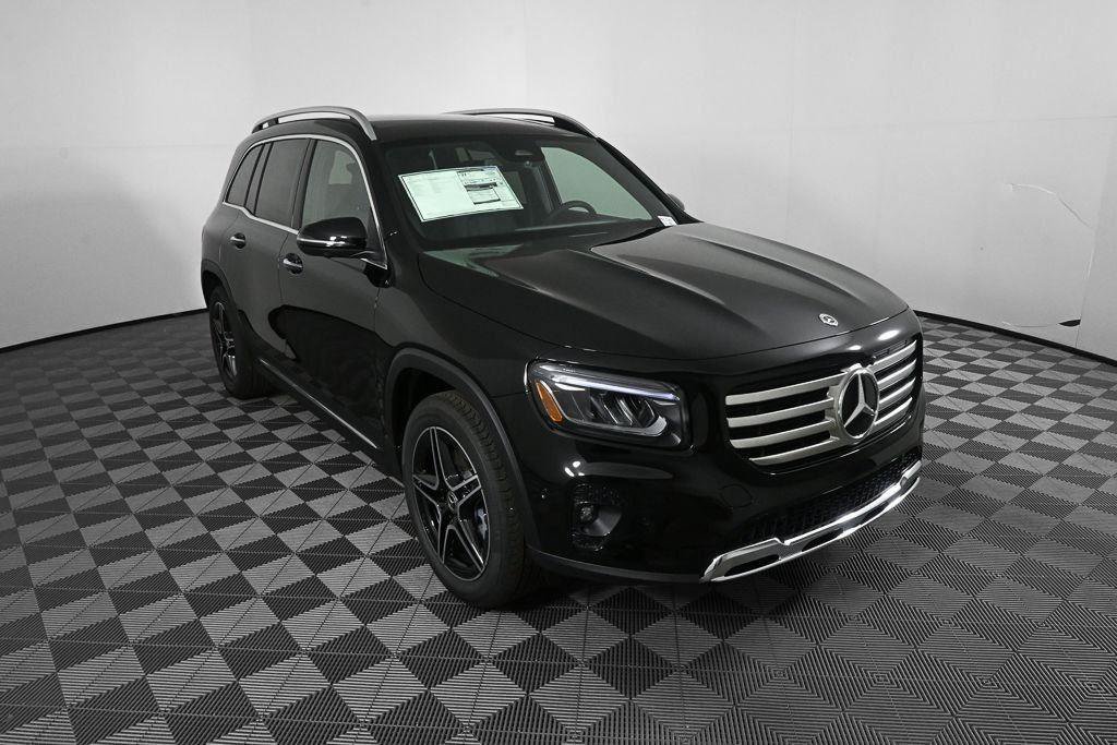 New 2026 Night Black Mercedes-Benz GLB 250 image 64