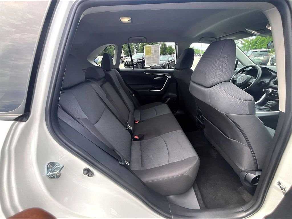 Used 2025 White Toyota XLE image 16