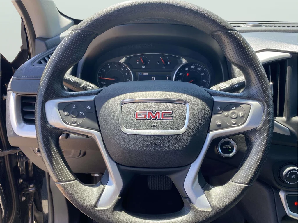 Used 2024 Ebony Twilight Metallic GMC SLE image 19