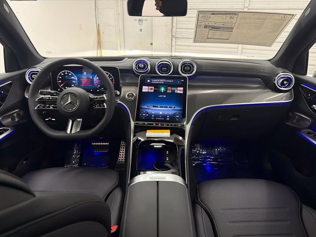 New 2027 Black Mercedes-Benz GLC 300 Coupe image 23