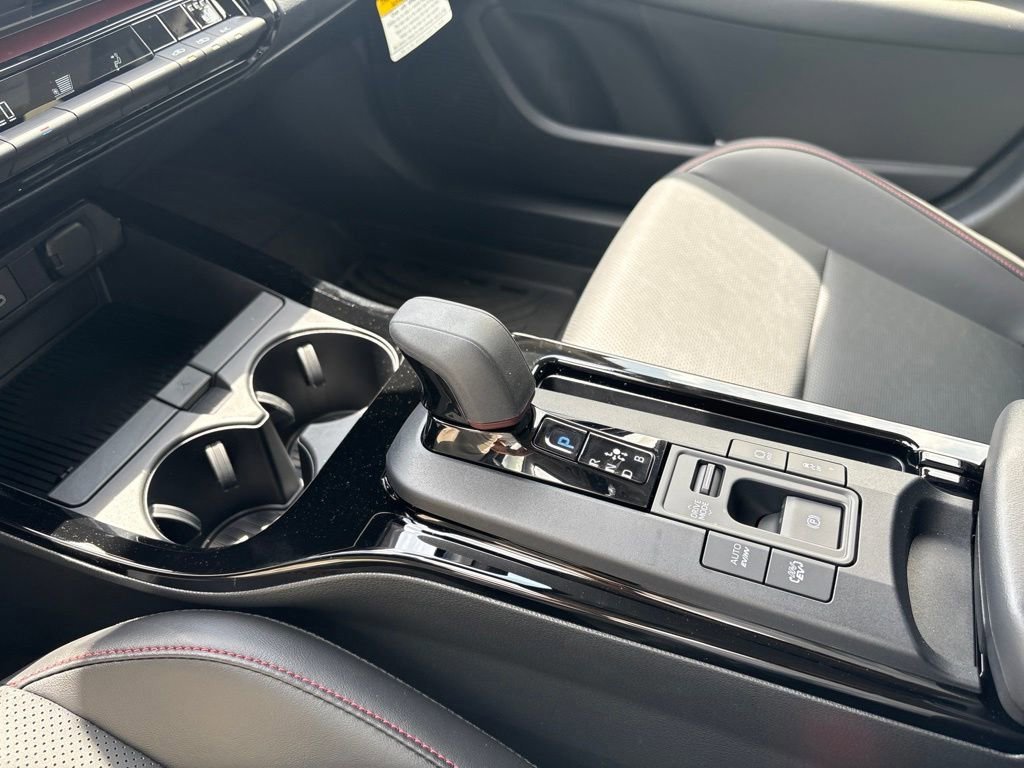 2026 Toyota Prius Plug-in Hybrid XSE - Photo 14