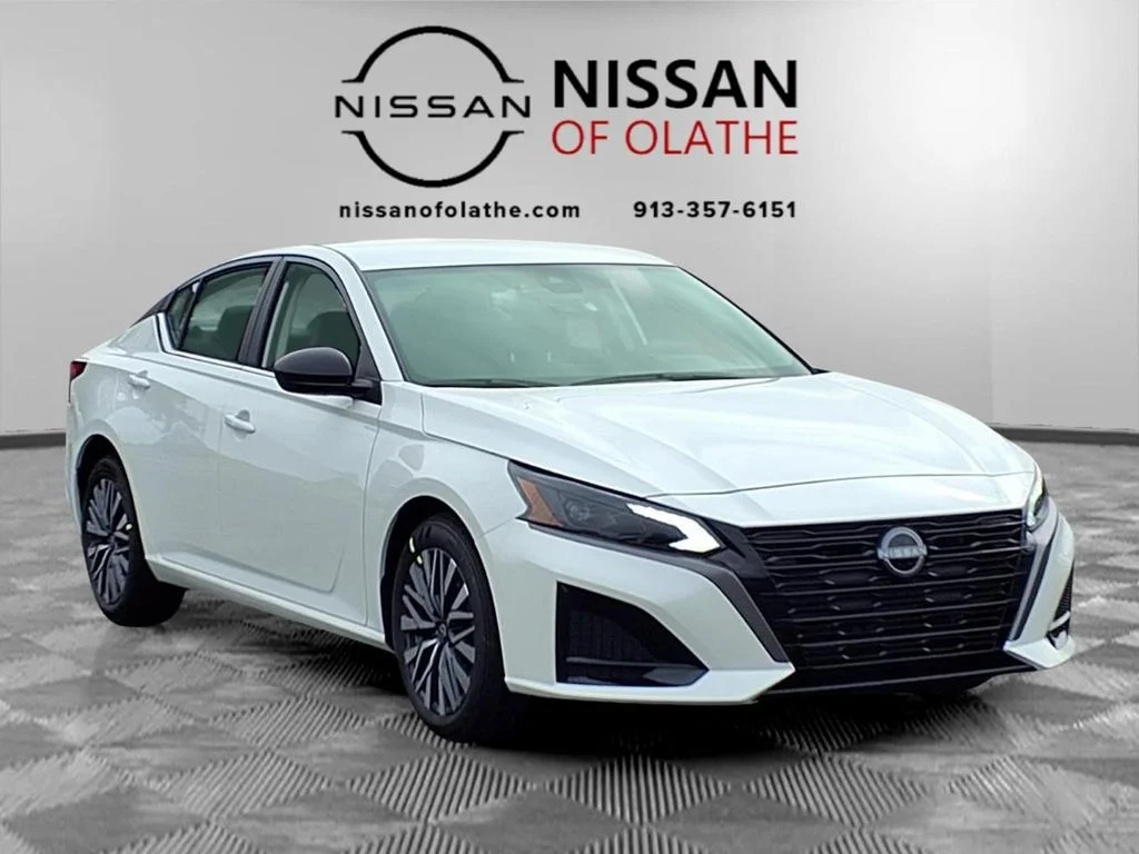 New 2026 Pearl White TriCoat Nissan SV image 29