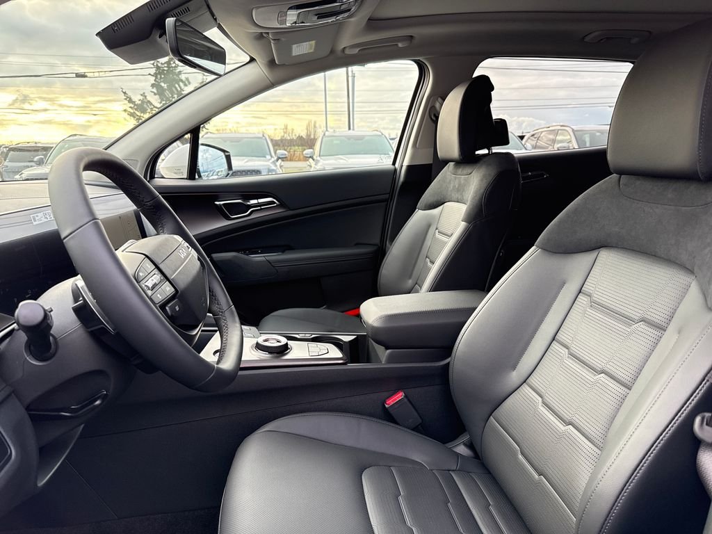 New 2026 Snow White Pearl Kia SX Prestige image 16