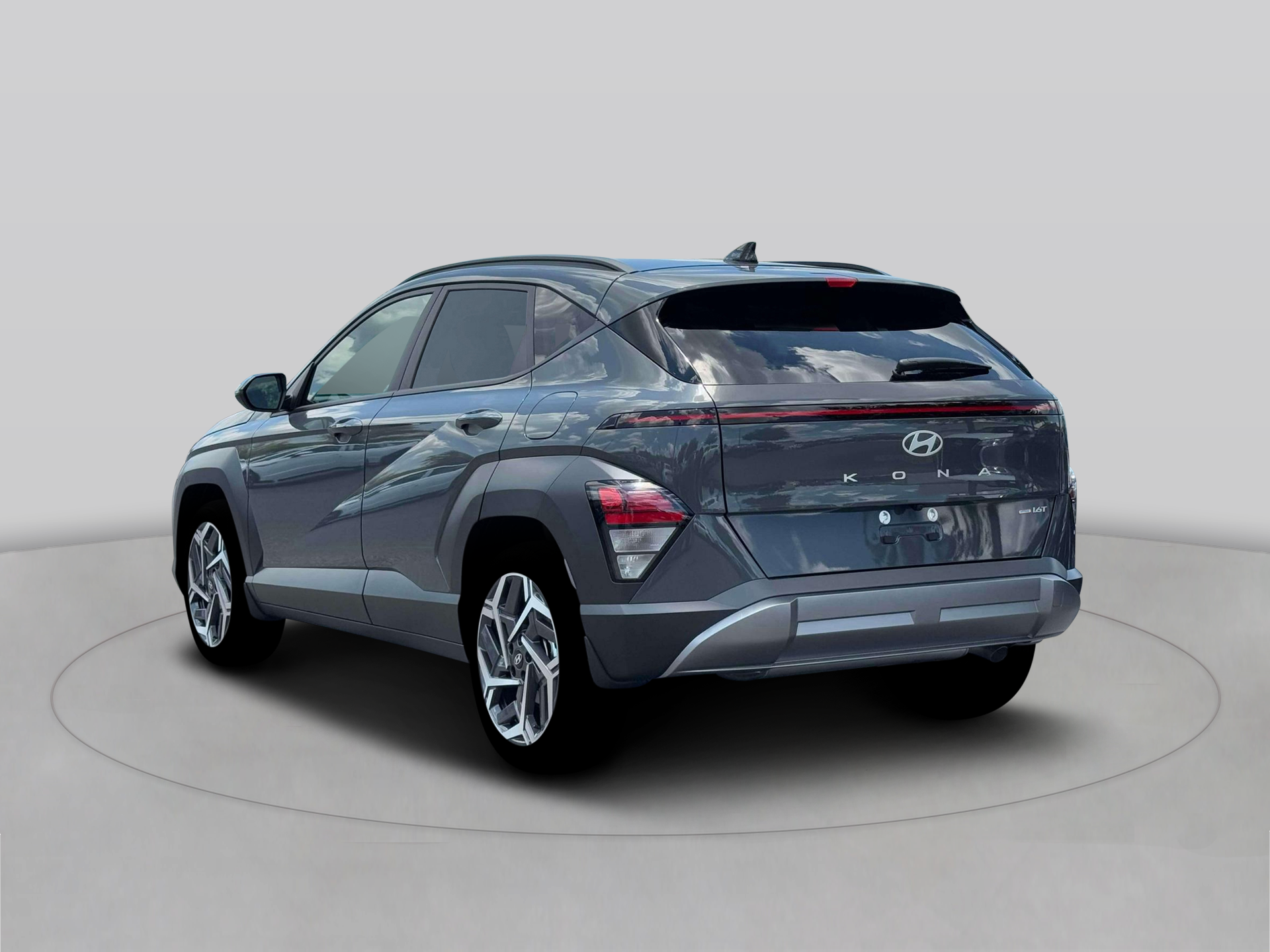 New 2026 Gray Hyundai SEL Premium AWD image 5