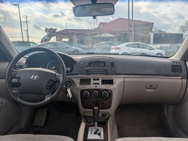 Used 2006 Blue Hyundai GLS image 13