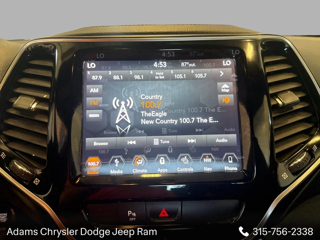 Used 2019 Red Jeep Limited image 17
