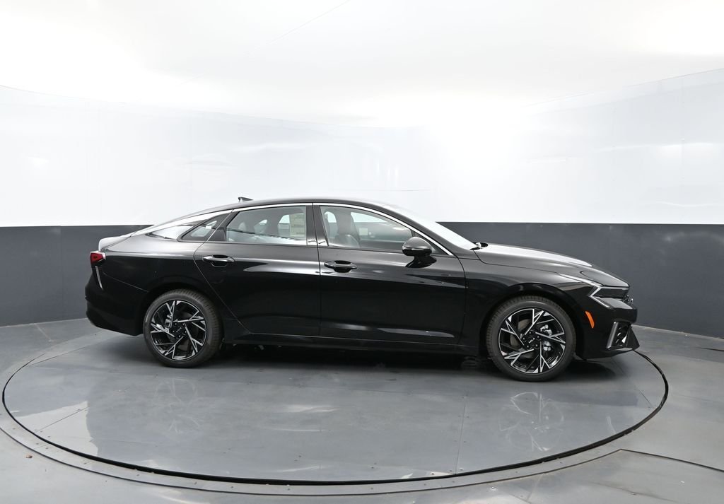 New 2026 Aurora Black Pearl Kia GT-Line FWD image 4
