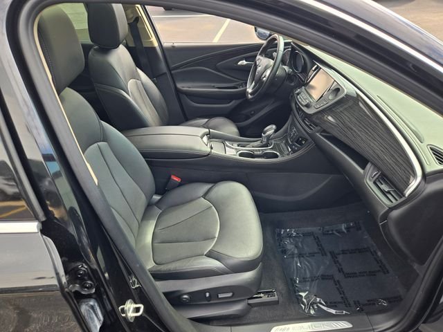 Used 2017 Black Buick Essence image 5