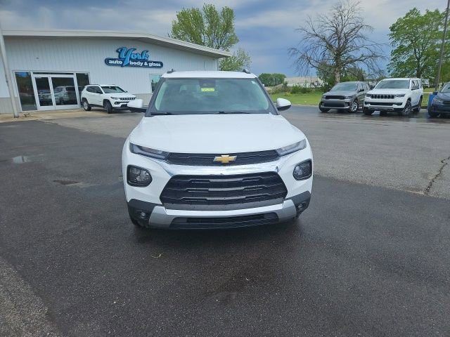 Used 2022 Summit White Chevrolet LT image 3