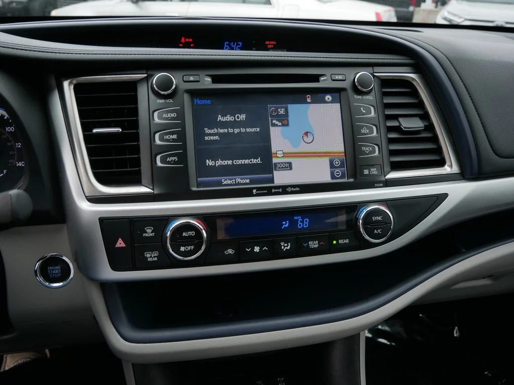 Certified Used 2019 Gray Toyota XLE image 20