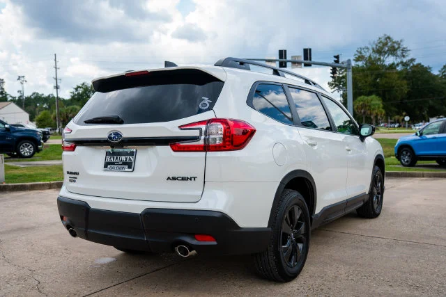 New 2026 Crystal White Pearl Subaru Premium image 19
