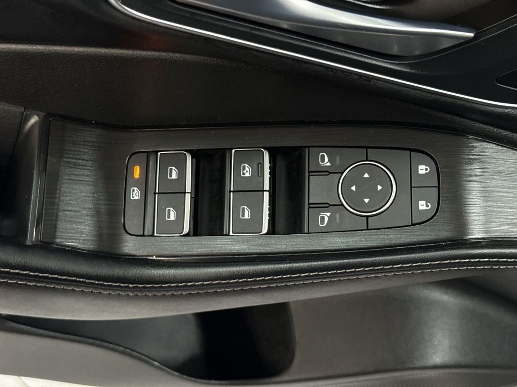 Certified Used 2025 Super Black Nissan Platinum image 15