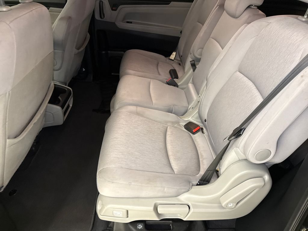 Used 2018 Modern Steel Metallic Honda EX image 18