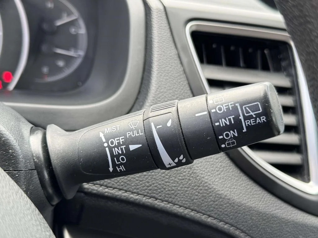 Used 2016  Honda EX image 25