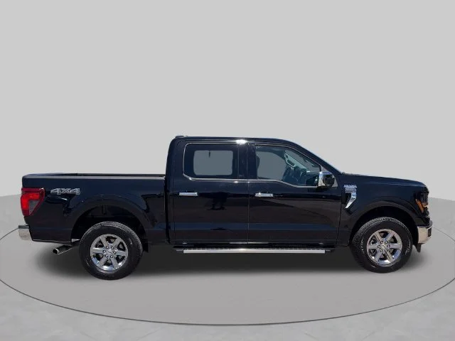 Used 2024 Black Ford XLT image 7