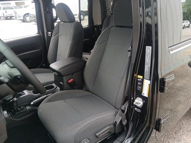 New 2026 Black Clear-Coat Exterior Paint Jeep Sport S image 28