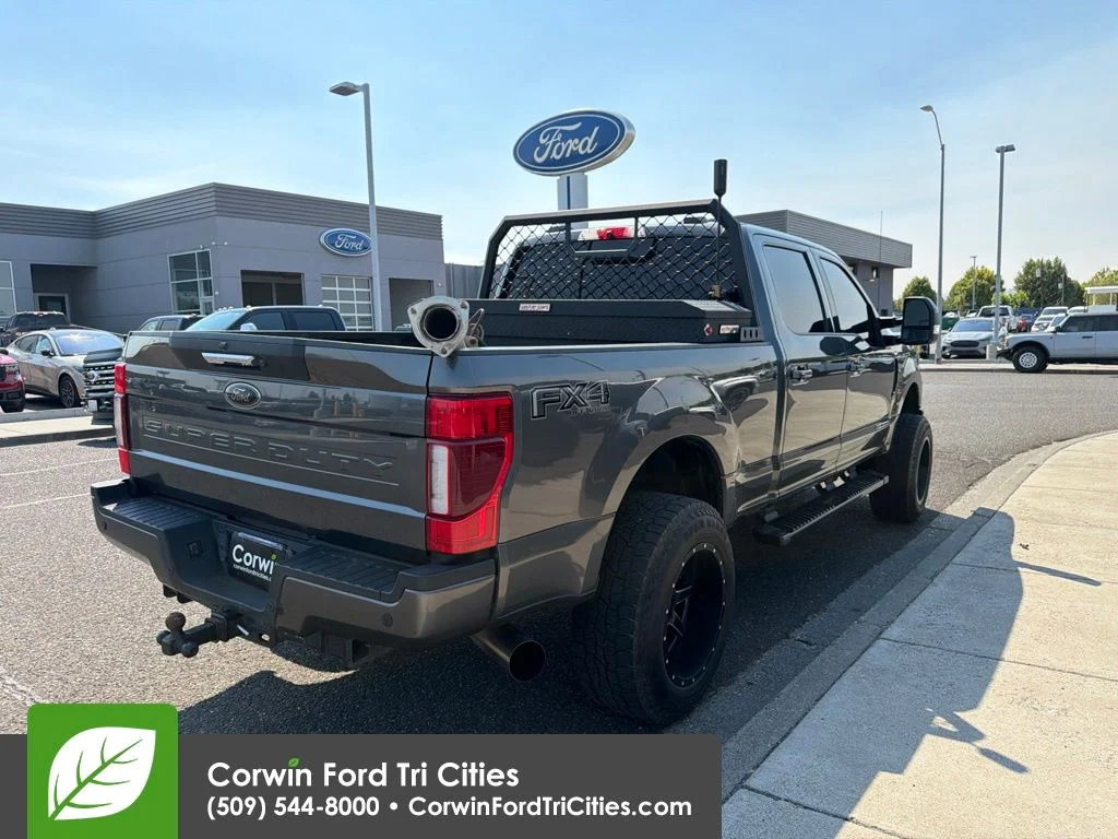 Used 2020 Magnetic Ford Lariat image 9
