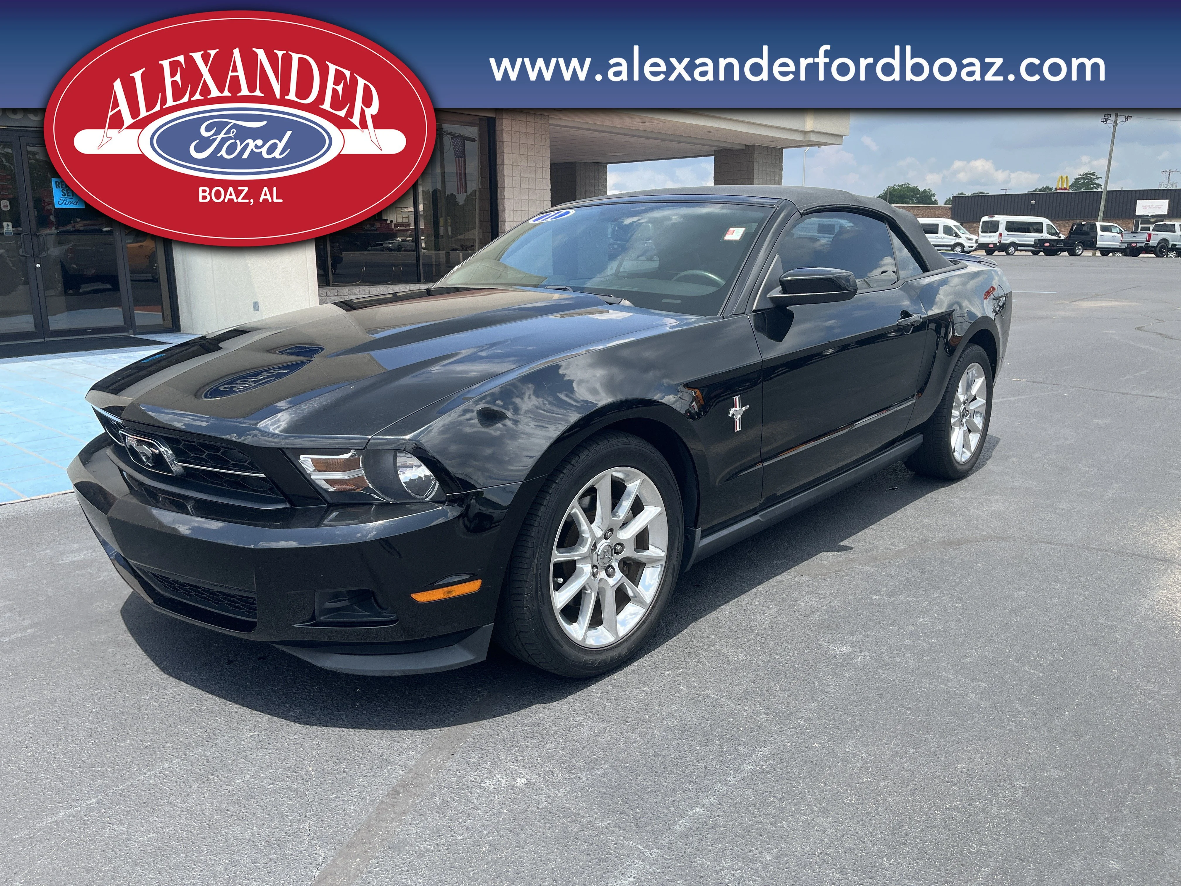 Used 2011 Ford Mustang V6 Premium with VIN 1ZVBP8EM9B5121711 for sale in Boaz, AL