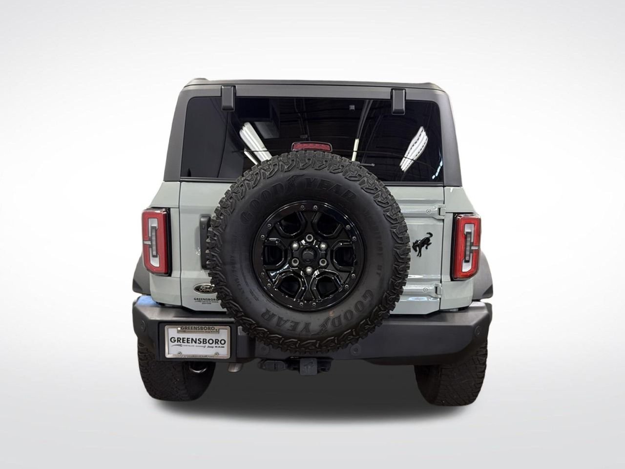 Used 2023 Gray Ford Wildtrak image 4