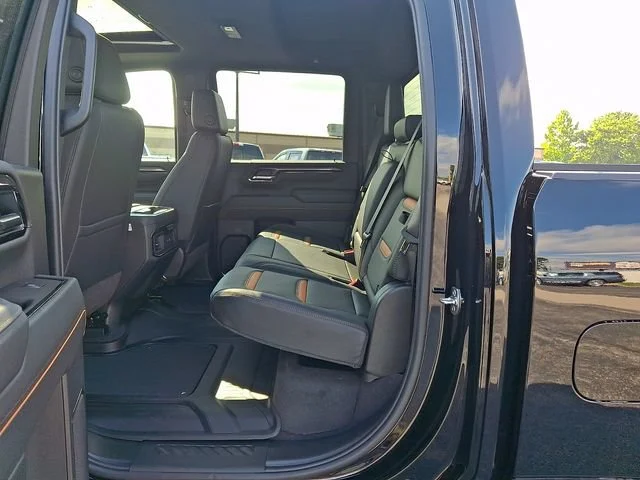 New 2026 Onyx Black GMC AT4 image 7