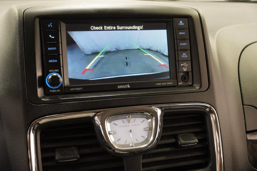 Used 2016 Blue Chrysler Touring image 25